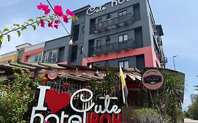 Cute Hotel & Dorms Ipoh
